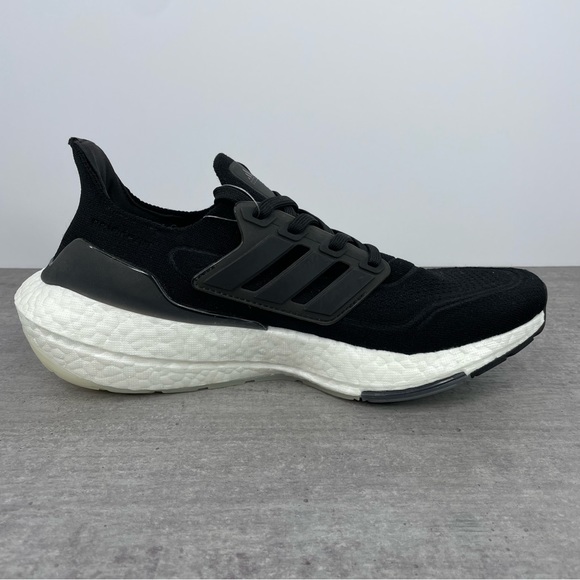 Adidas UltraBoost 21 Running Shoes - Picture 8 of 13